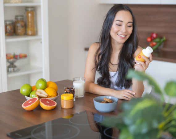 Descubra as vitaminas essenciais para mulheres e como elas podem promover saúde e bem-estar. Conheça os melhores suplementos para mulheres e fortaleça sua saúde feminina hoje!